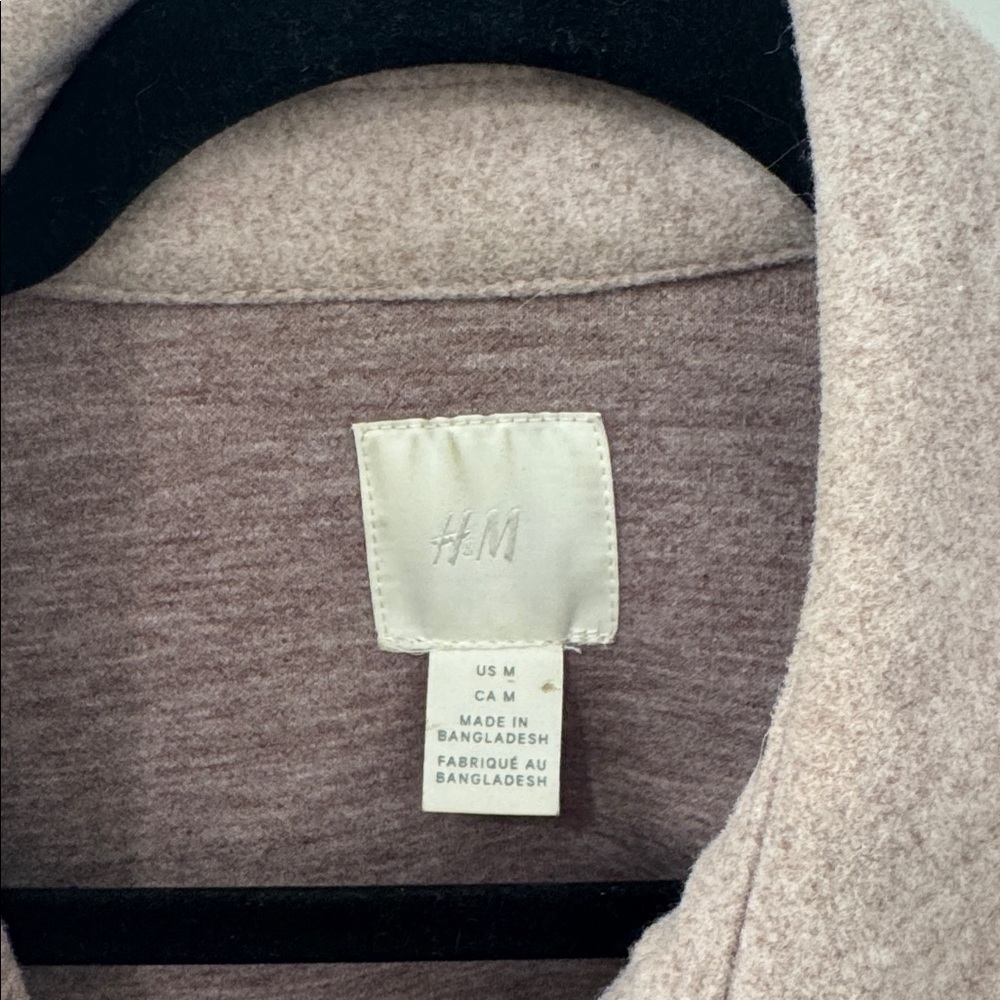 H&M Shacket - Picture 2 of 3